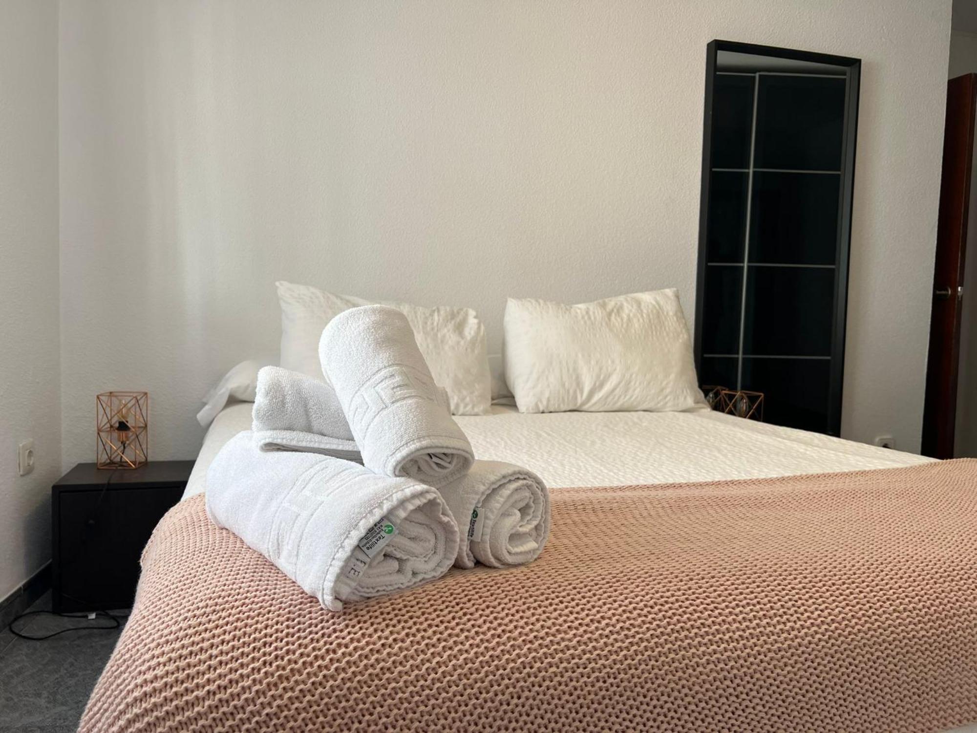 Ferienwohnung Apartamento Los Califas A 100M De La Catedral Córdoba Exterior foto